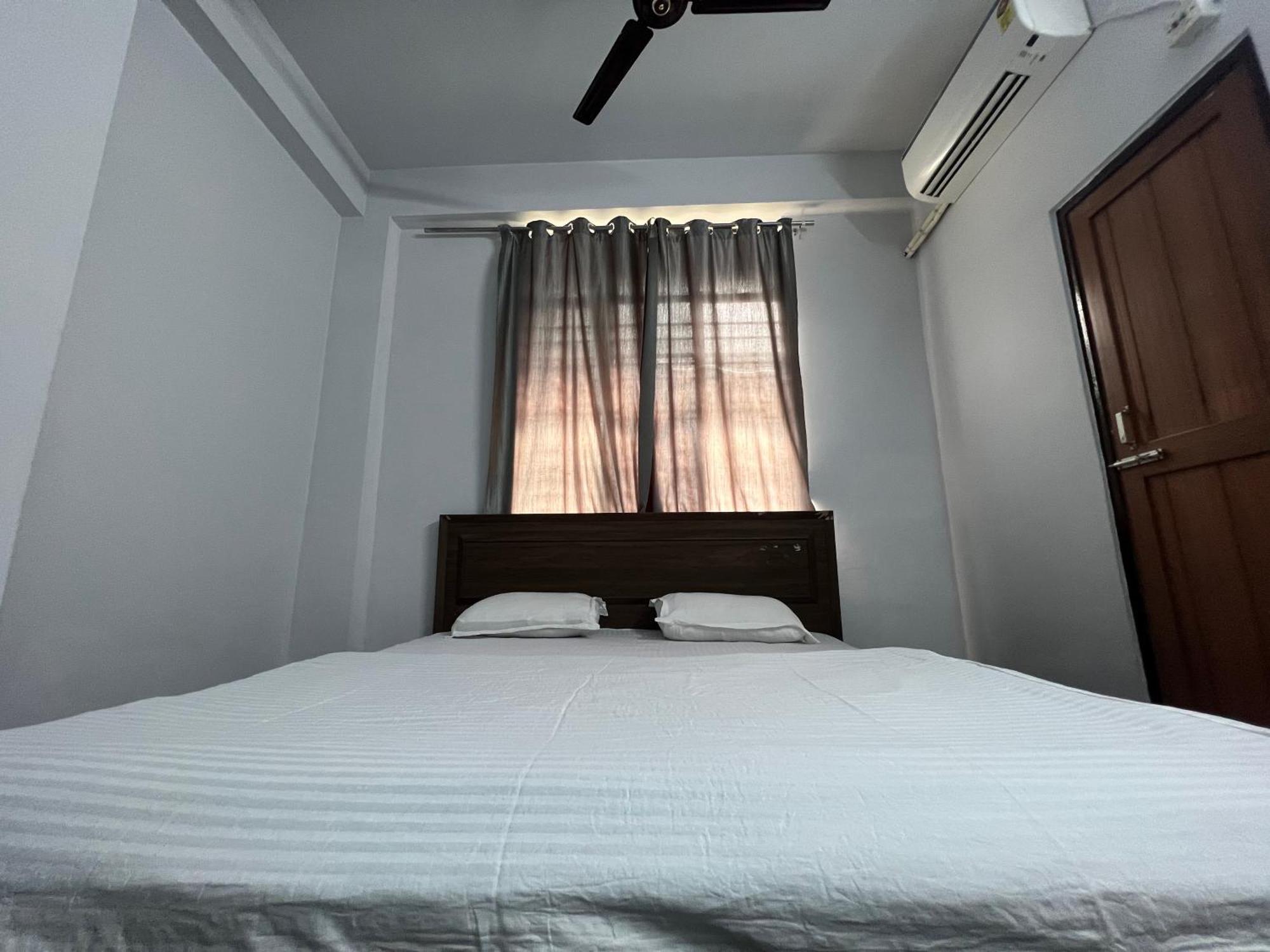 גווהטי Comfort Stay Residency מראה חיצוני תמונה